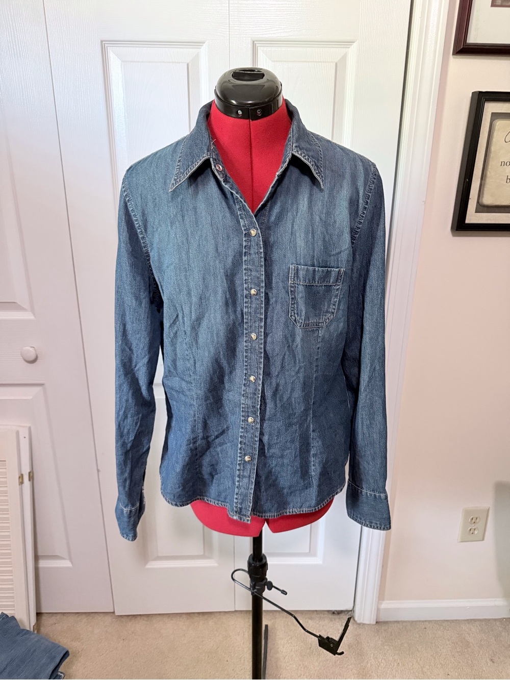 Old Navy Denim Shirt in Deep Indigo Blue